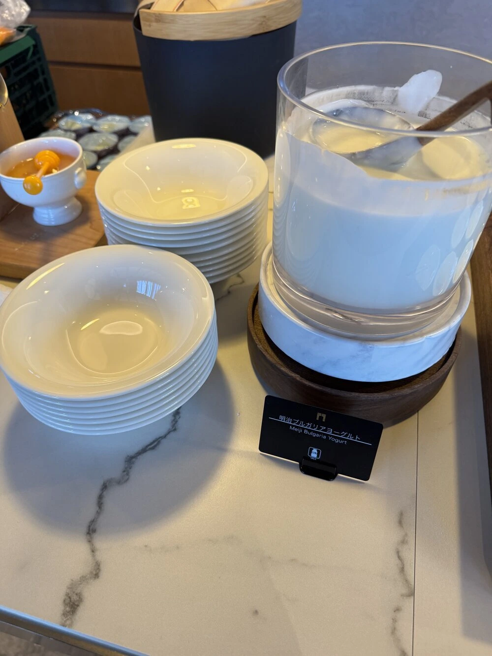 ザ・ゲートホテル横浜朝食のブルガリアヨーグルト