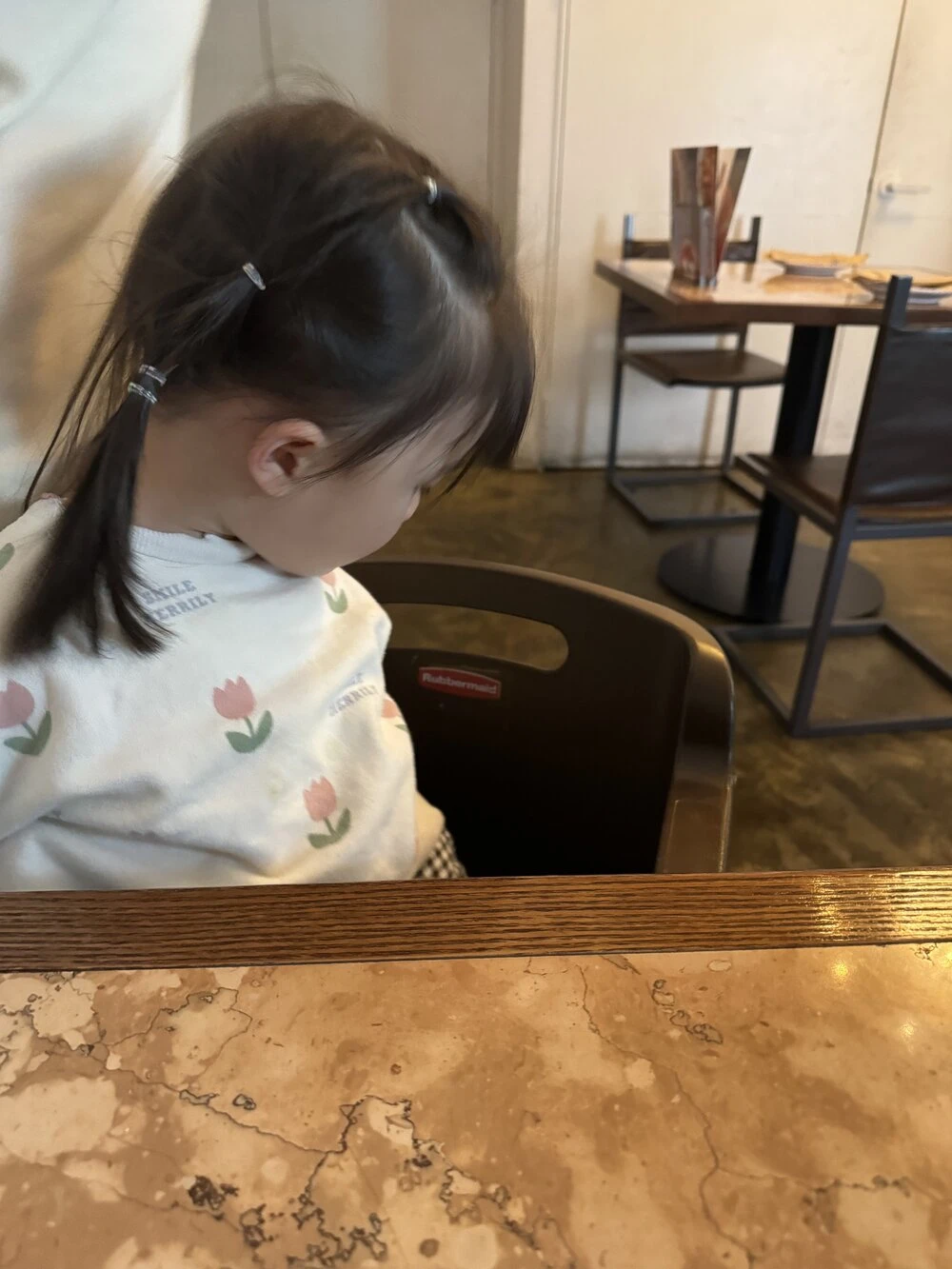 혜화역 아이랑 식당 추천 핏제리아 오 아기의자 구비 모습