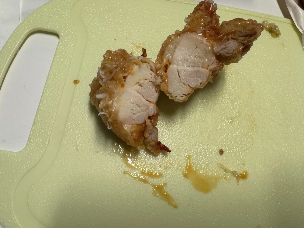맘스터치 매직풍 빅싸이순살 단면